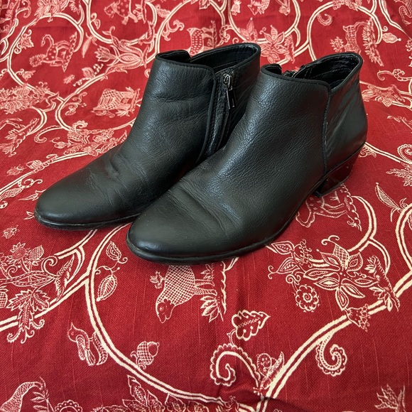 Sam Edelman low leather black side zip booties size 8.5 - Picture 8 of 10
